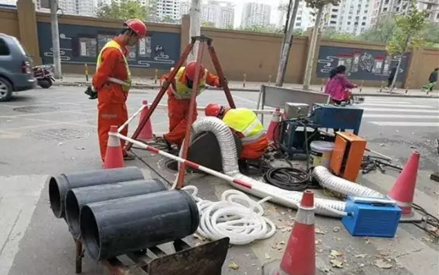 排水管道短管置换-下水道疏通,潜水作业,清洗,化粪池,污水池,工业废污环保处置,
