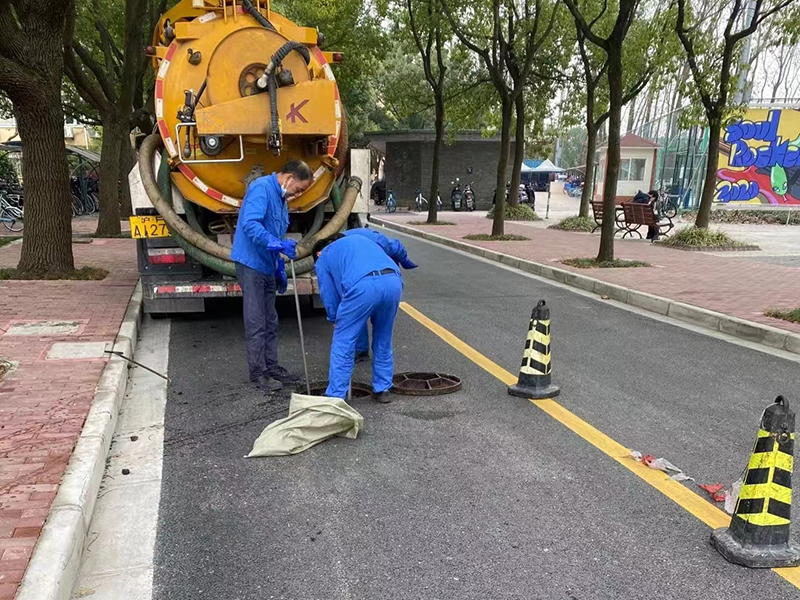 管道清洗清理污泥-下水道疏通,潜水作业,清洗,化粪池,污水池,工业废污环保处置,