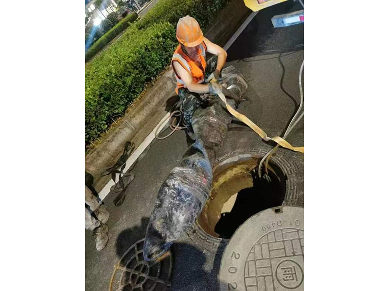 排水管道疏通清洗-下水道疏通,潜水作业,清洗,化粪池,污水池,工业废污环保处置,